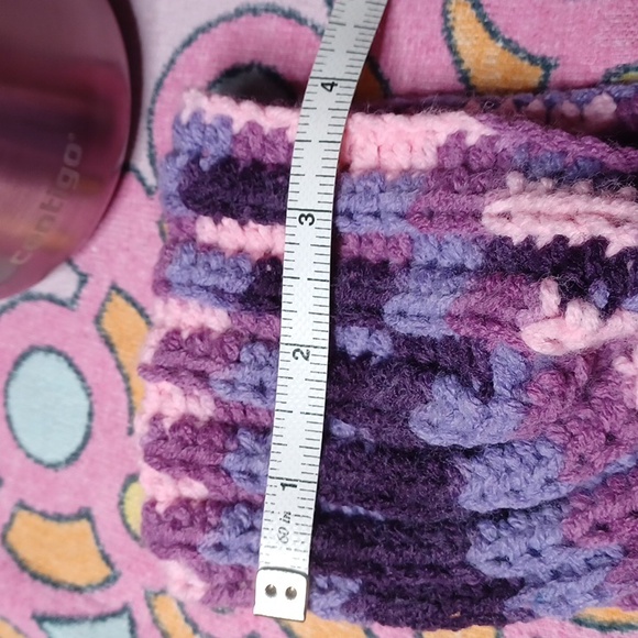 Handmade crochet handband - Picture 2 of 2